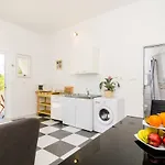 Amabilis Apartment *