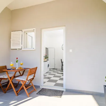 Amabilis Apartment