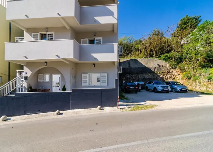 Amabilis * مْليني